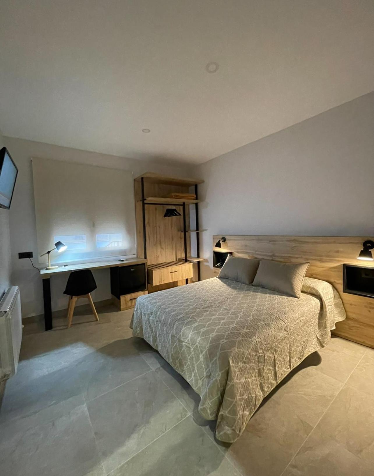 Daymiel Hotel 2*
